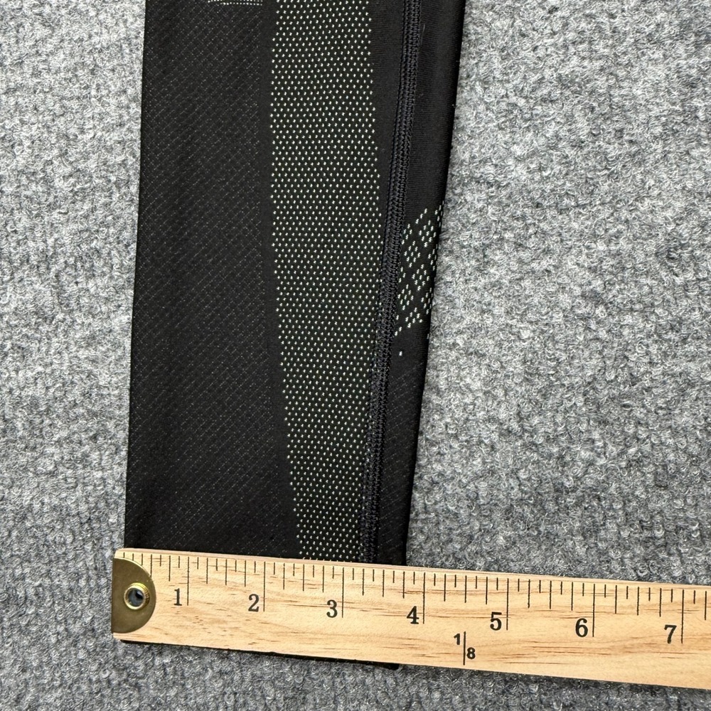 Lululemon Tight Stuff Tight II Black Dotted Reflective Leggings Size 4 High Rise - Picture 4 of 8